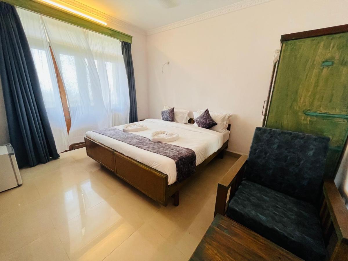 Nagas Hotel Satyavati Morjim Eksteriør billede