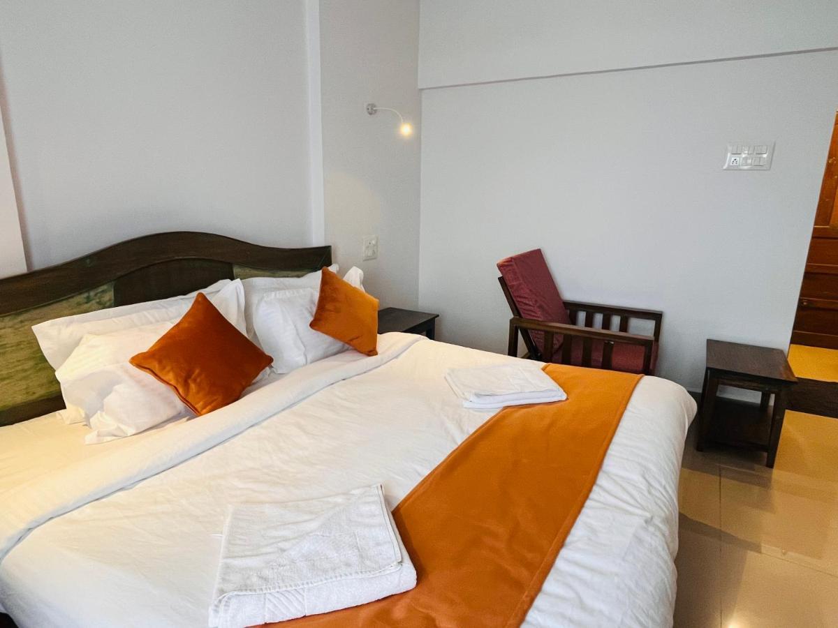 Nagas Hotel Satyavati Morjim Eksteriør billede