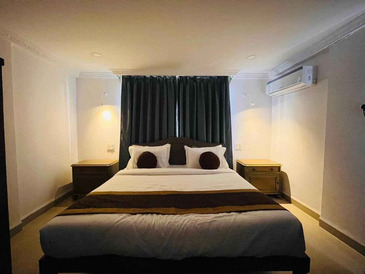 Nagas Hotel Satyavati Morjim Eksteriør billede