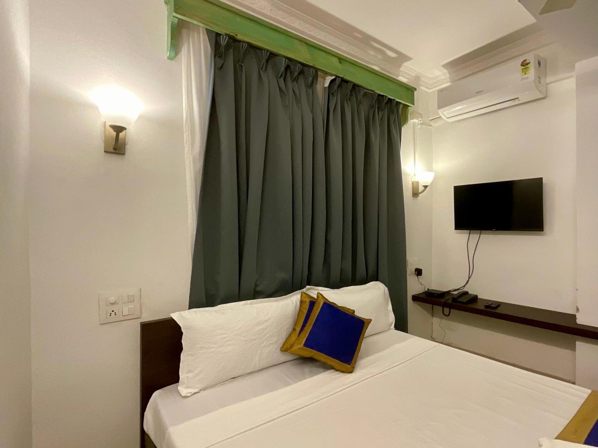 Nagas Hotel Satyavati Morjim Eksteriør billede