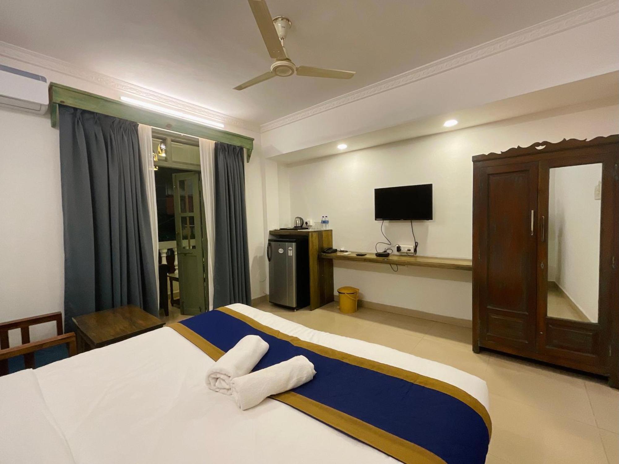 Nagas Hotel Satyavati Morjim Eksteriør billede